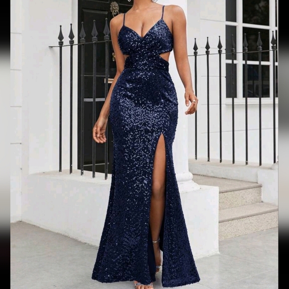 Elegant Navy Sequin Evening Dress - Picture 1 of 4
